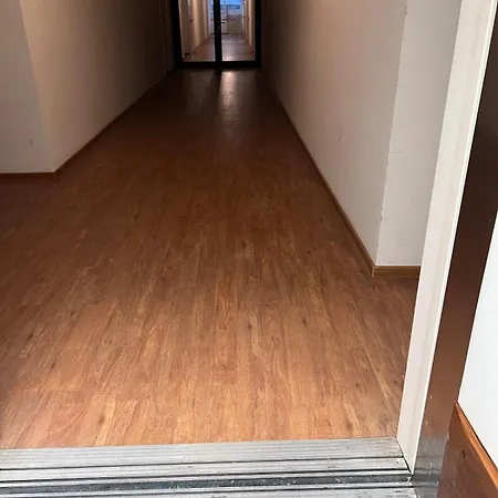 Nice N Cosy Home In Mainz Near Airport Frankfurt Апартаменты Майнц